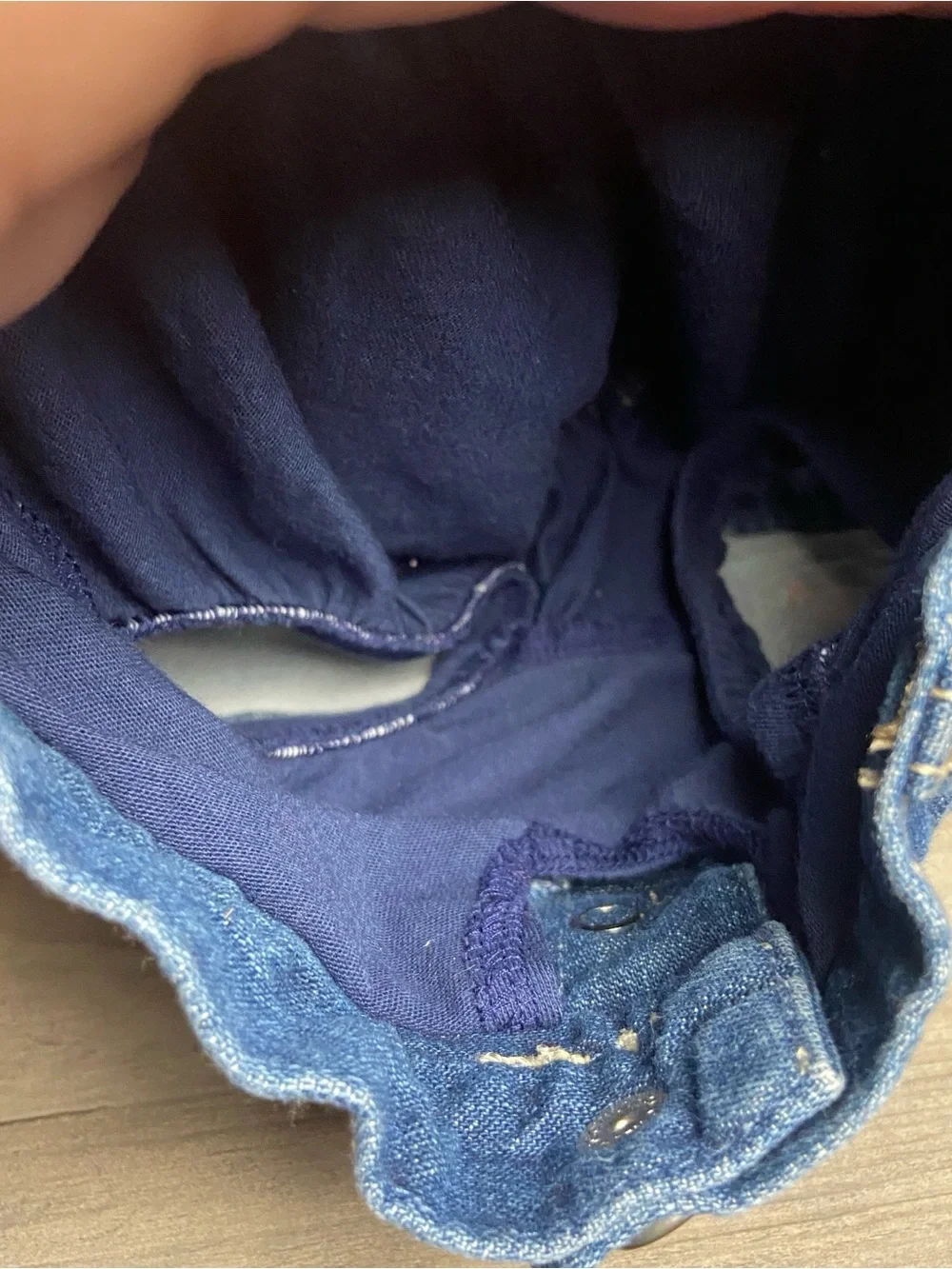 Genuine kids Oshkosh Skirt girls Size 9 Month Denim Skirt jean skirt embroidered